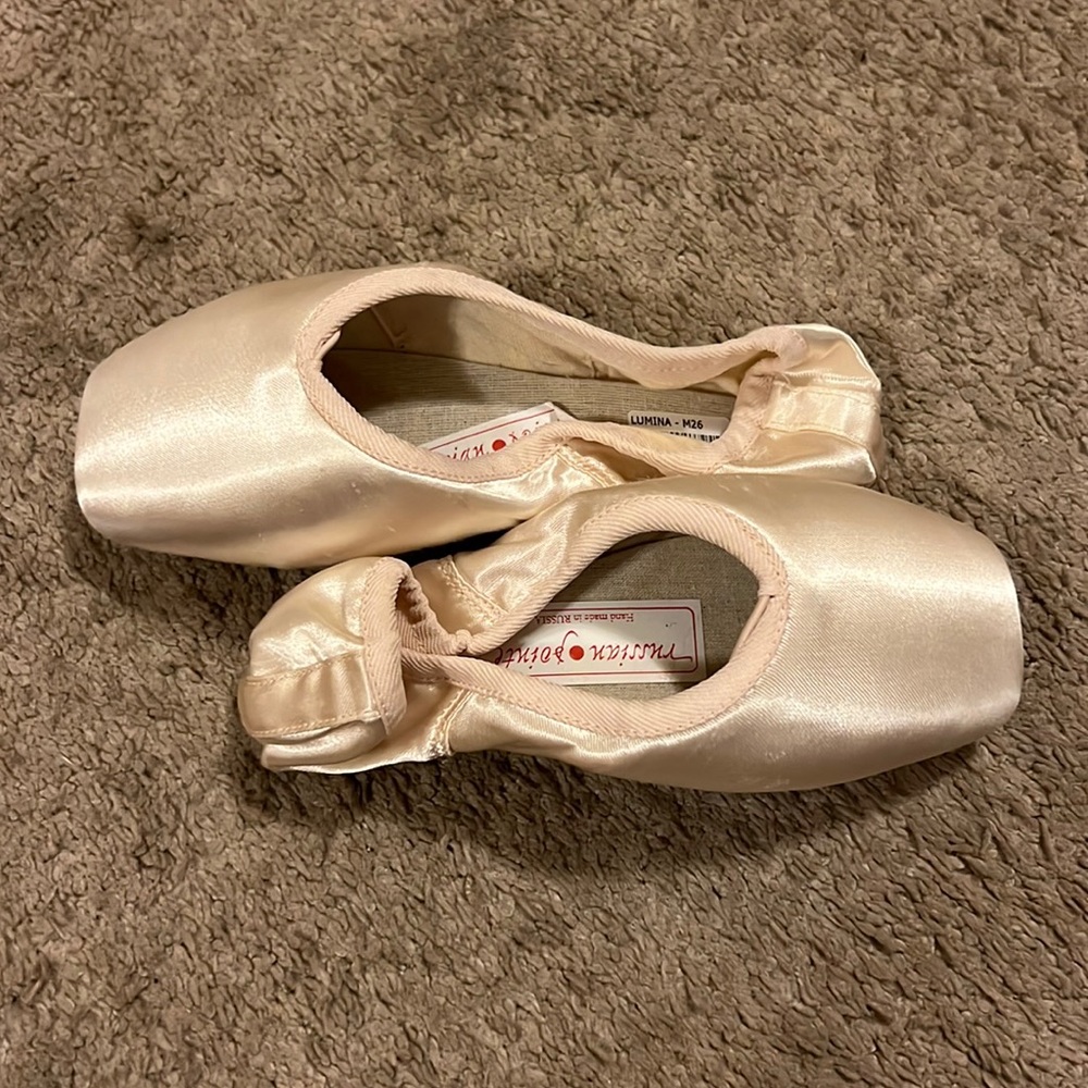 Ballet pointe shoes